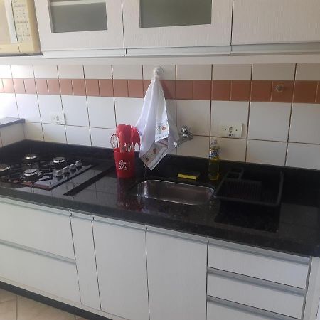 Apartamento Charmoso A 50M Da Praia Карагуататуба Экстерьер фото